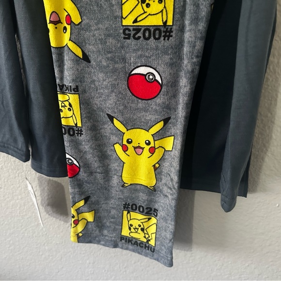 Pokémon | NWT Little Boys 2 Piece Pikachu Character Pajama Set Size 4/5 - Picture 3 of 6